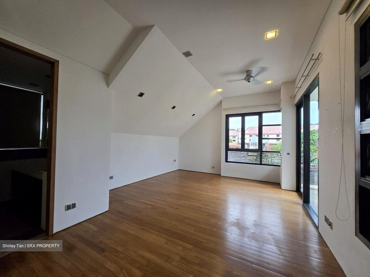 Serangoon Avenue 2 (D19), Semi-Detached #586767881